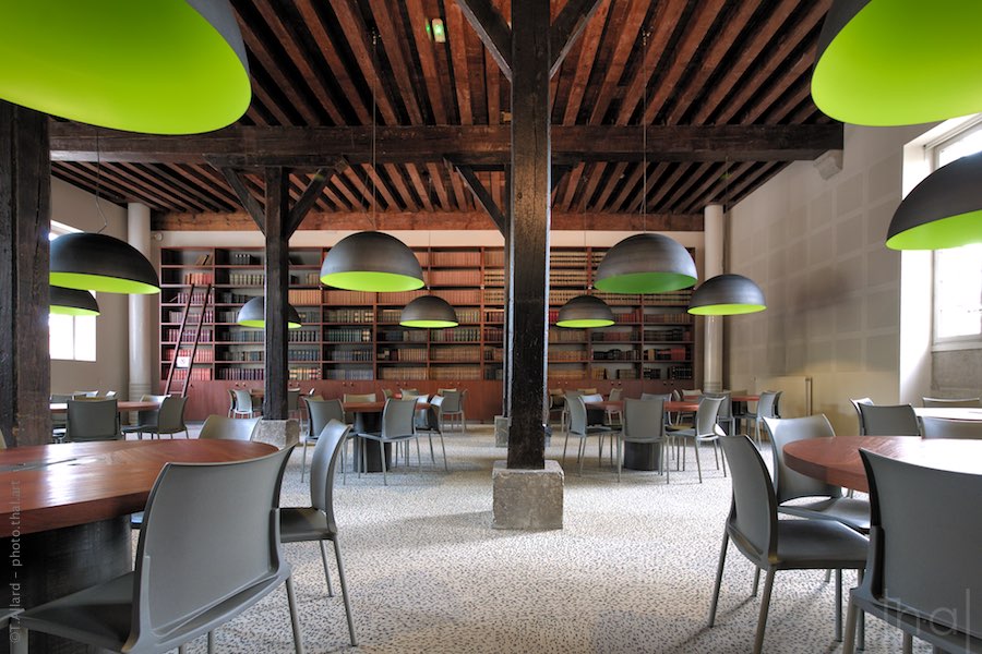 Bibliothèque de l'école Nationale des Finances Publiques
